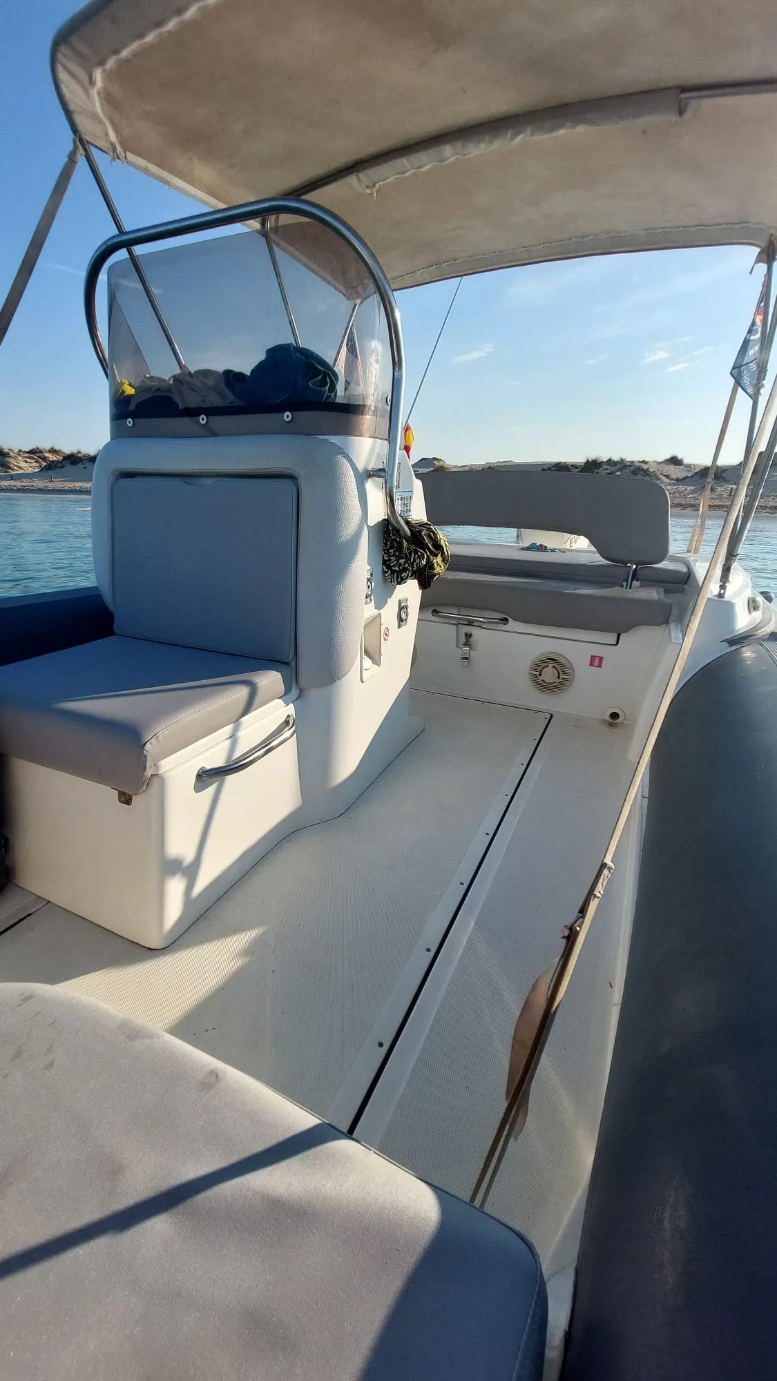 Imagen del barco MV Marine<br/>650 130cv