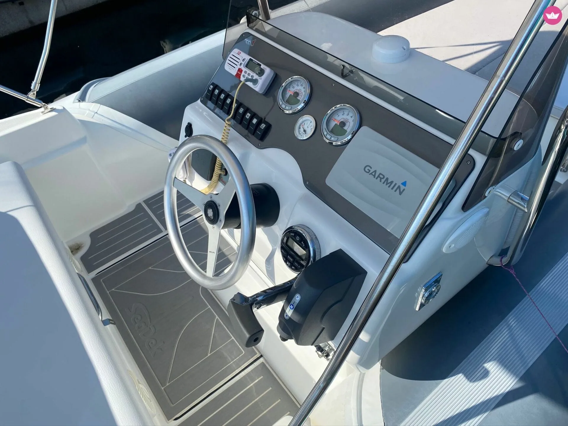 Imagen del barco MV Marine<br/>650 130cv